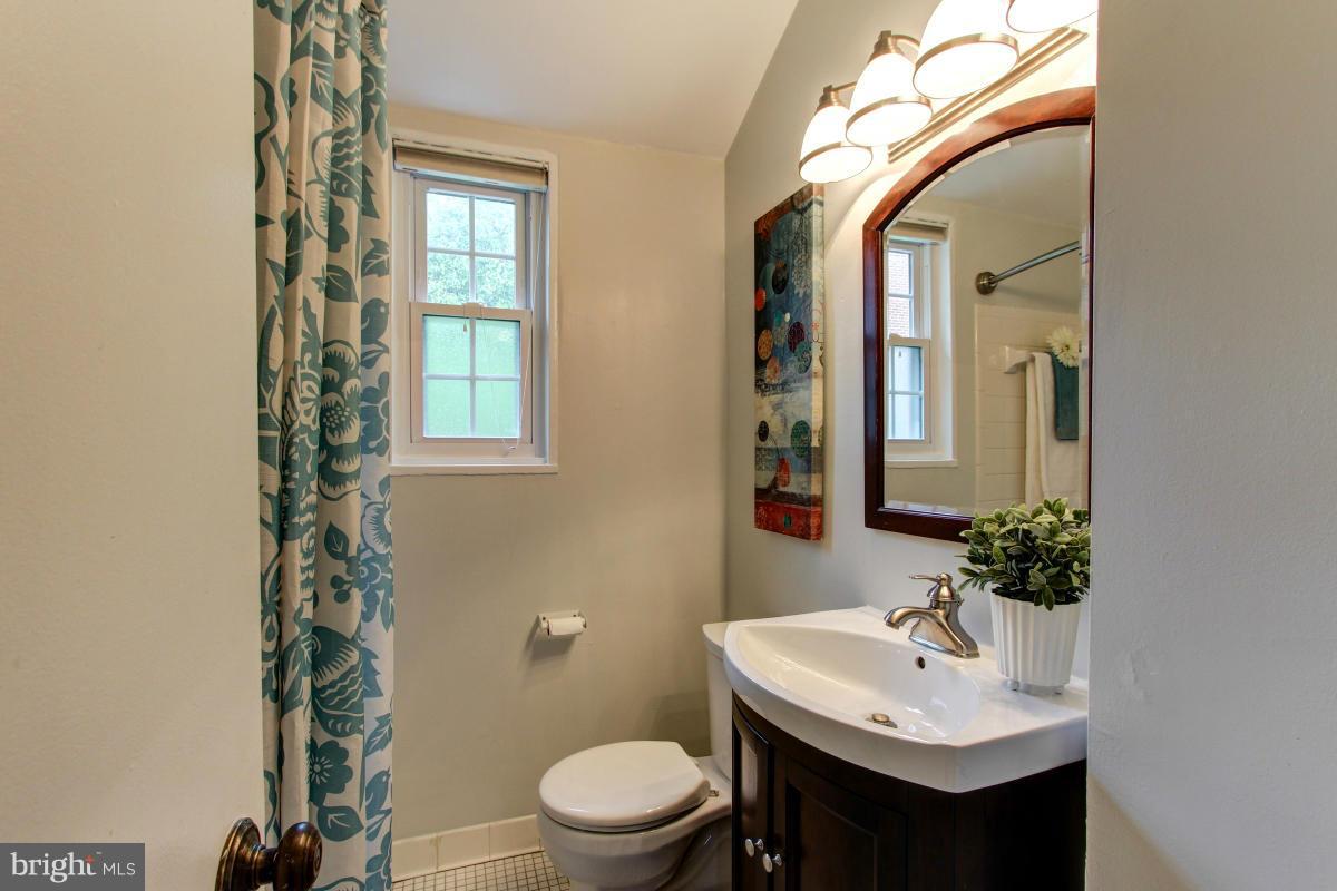 FAIRLINGTON TOWNE - Residential