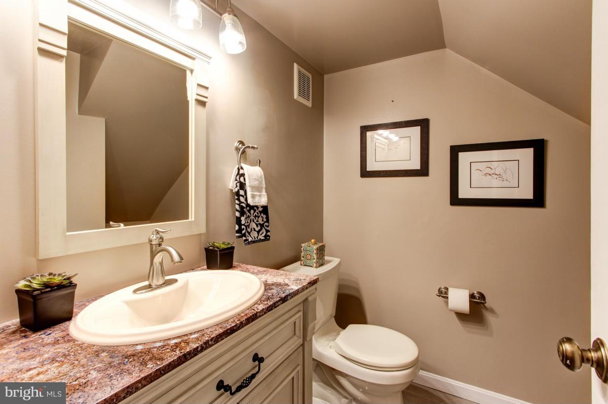 FAIRLINGTON TOWNE - Residential