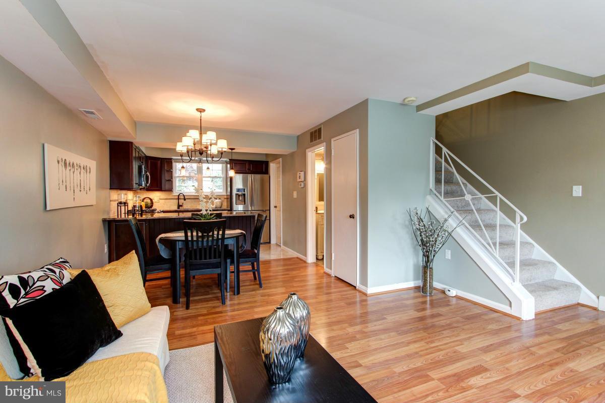 FAIRLINGTON TOWNE - Residential