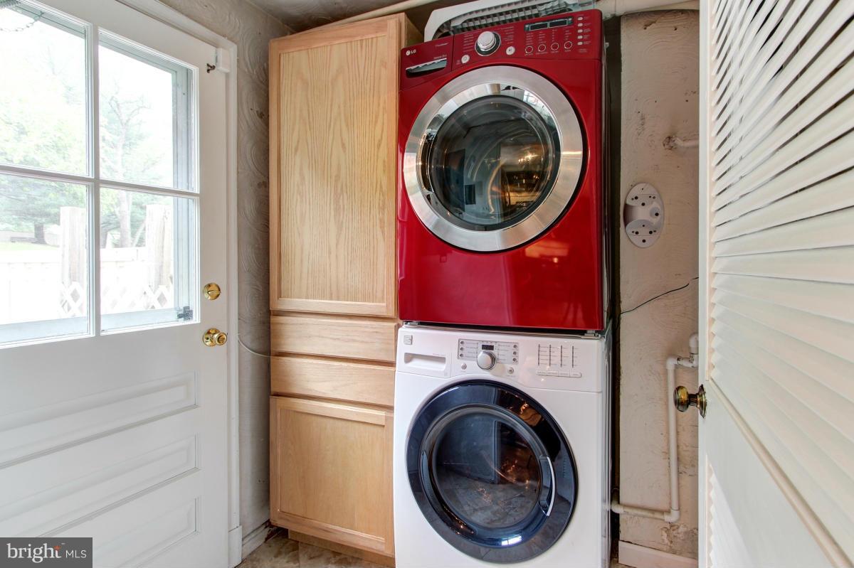 FAIRLINGTON TOWNE - Residential