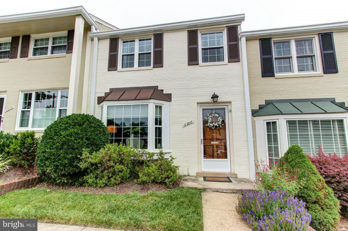 FAIRLINGTON TOWNE - Residential