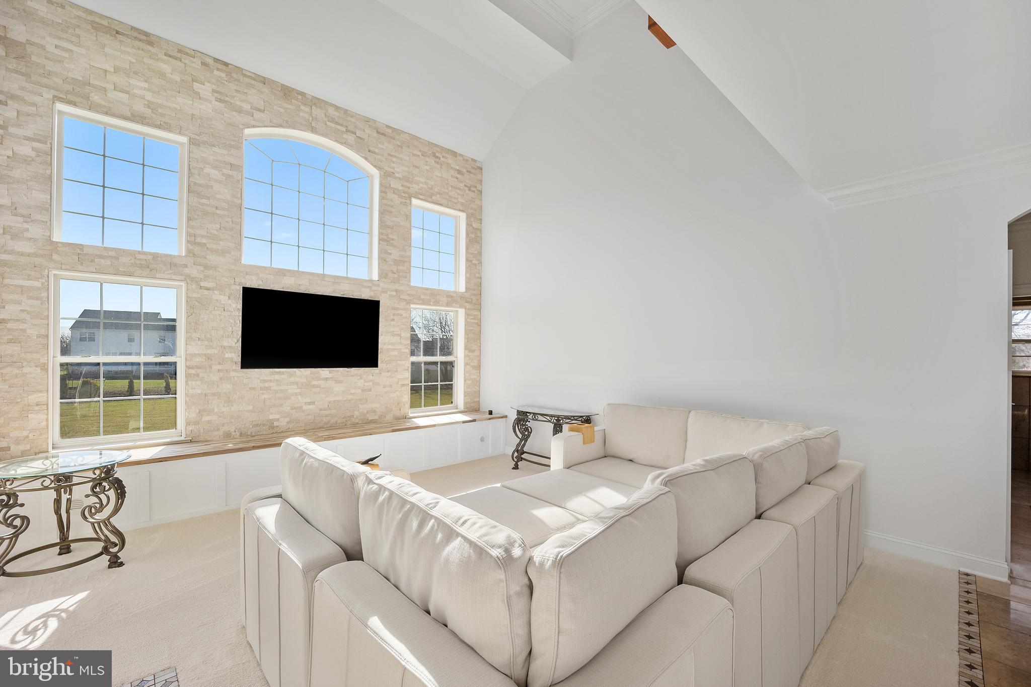 148 BAKERFIELD DRIVE