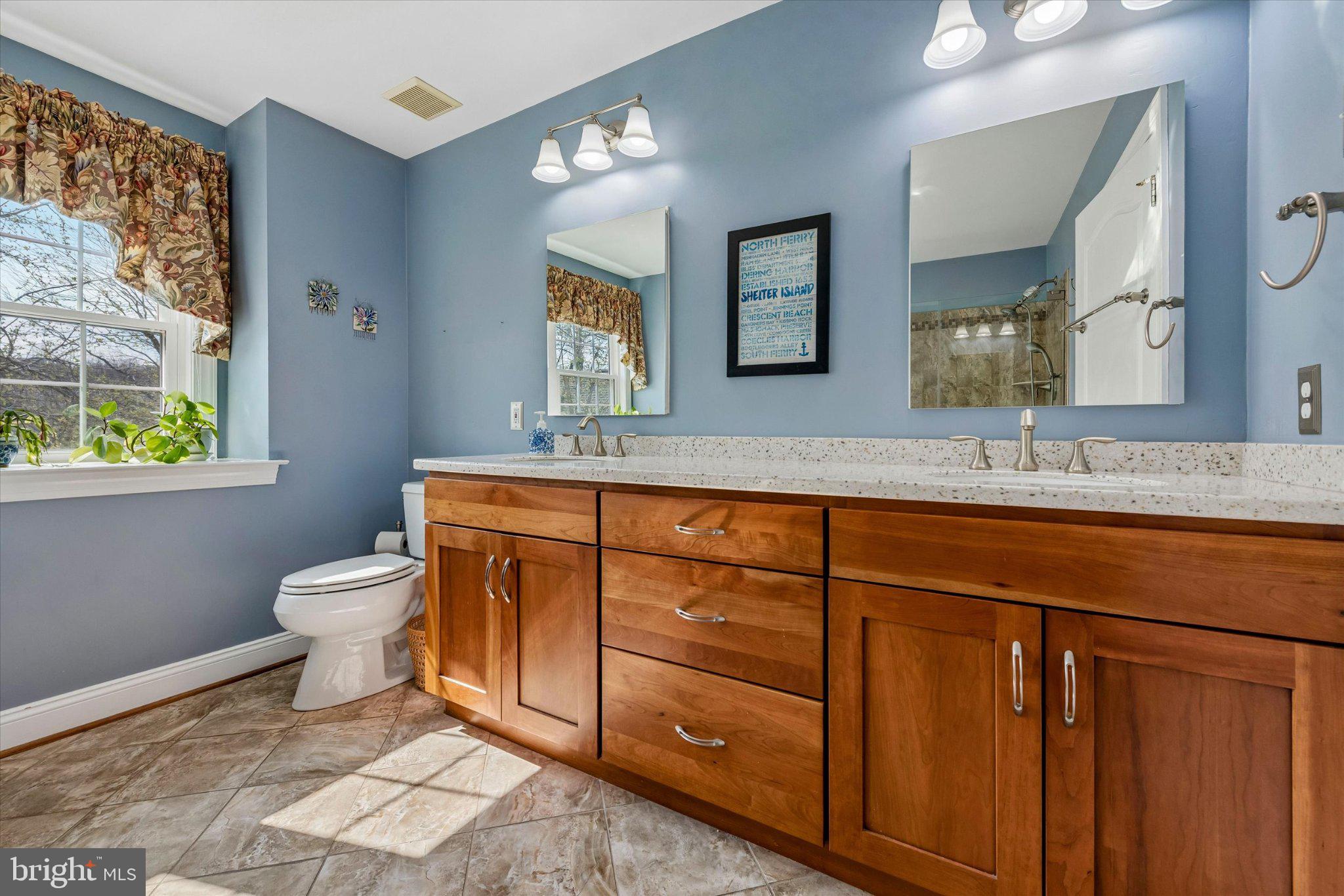 DAYLESFORD LAKE - Residential