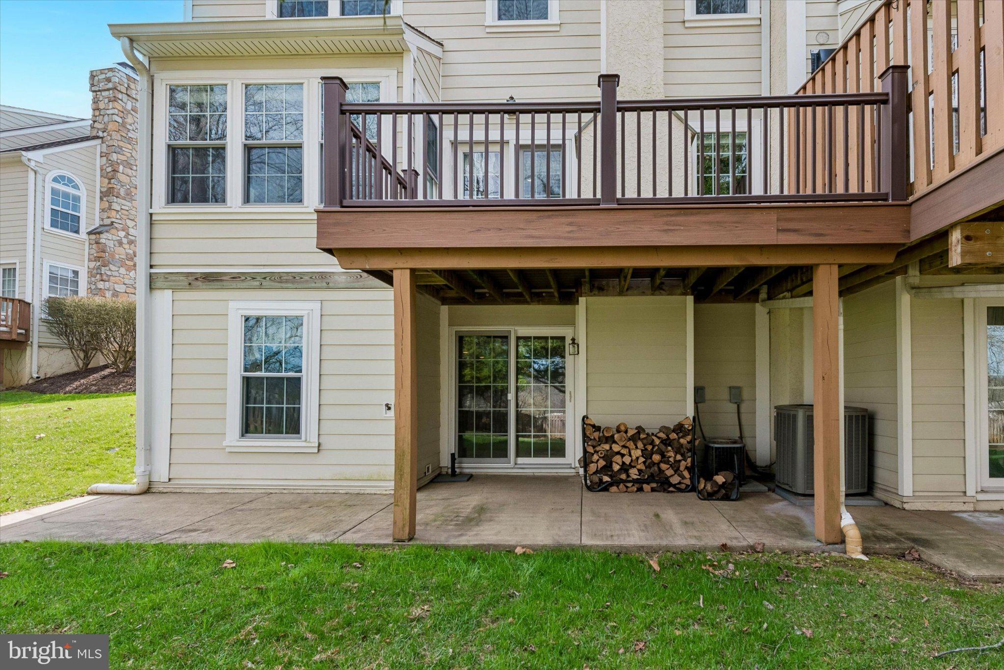 DAYLESFORD LAKE - Residential