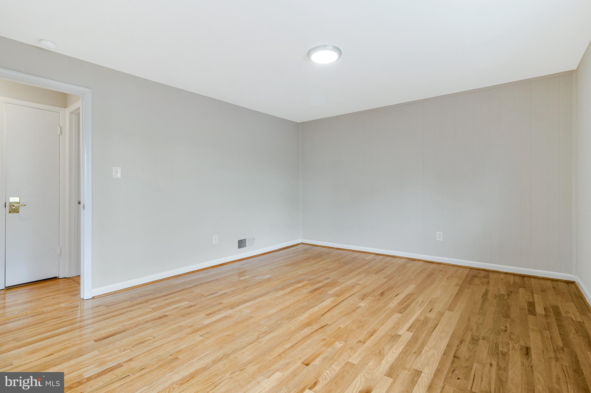 BALLSTON - Residential Income