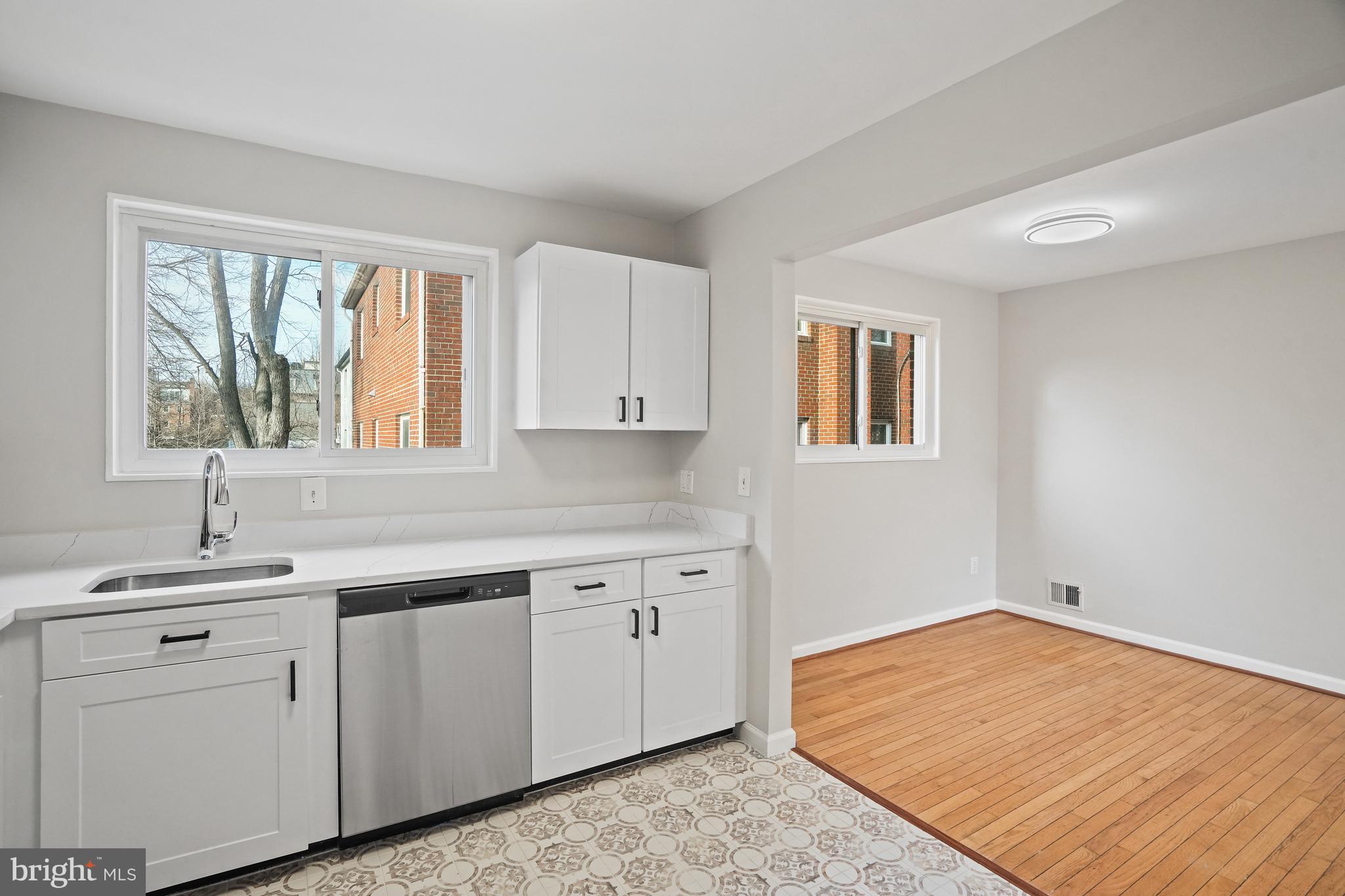 BALLSTON - Residential Income