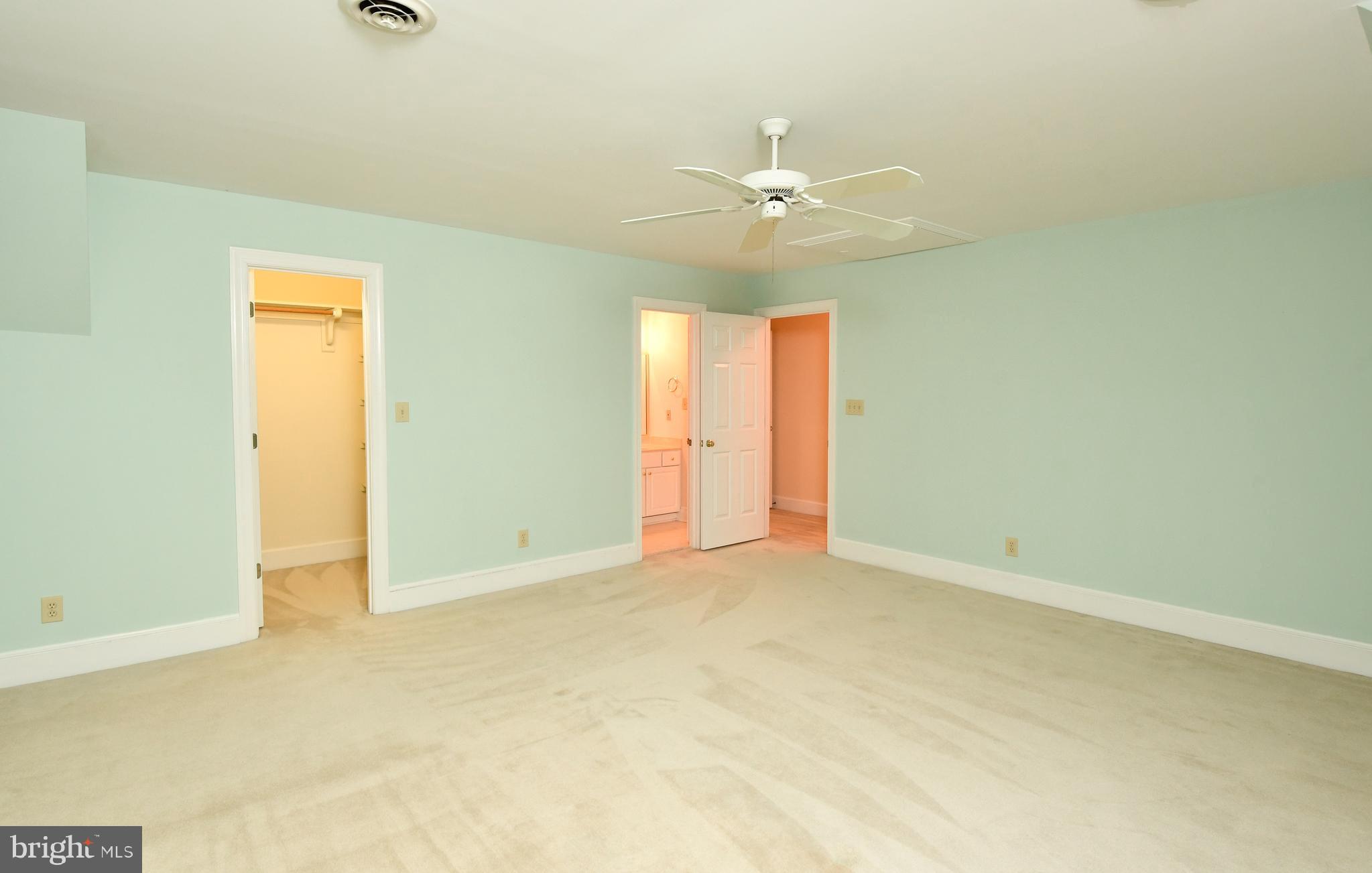 THE GREENS AT LEE'S HILL - Residential