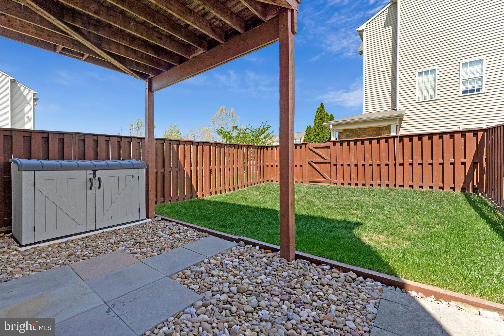 BELMONT TRACE - Residential