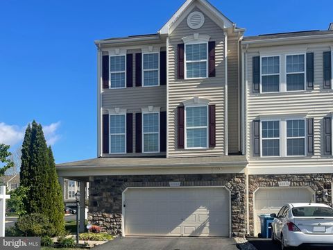 Photo of 42468 Franklin Benjamin Terrace, BROADLANDS, VA 20148 (MLS # VALO2121016)