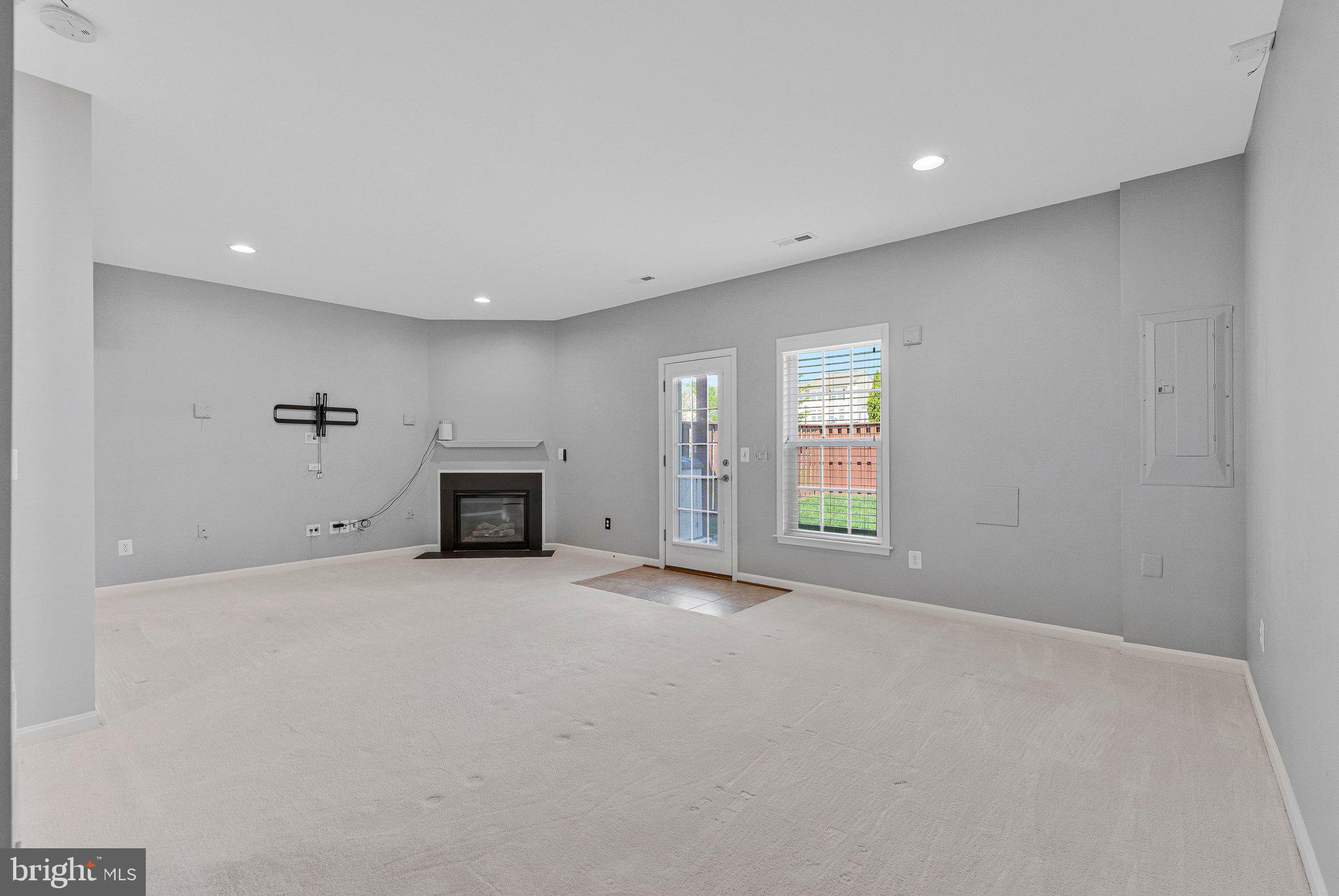 BELMONT TRACE - Residential