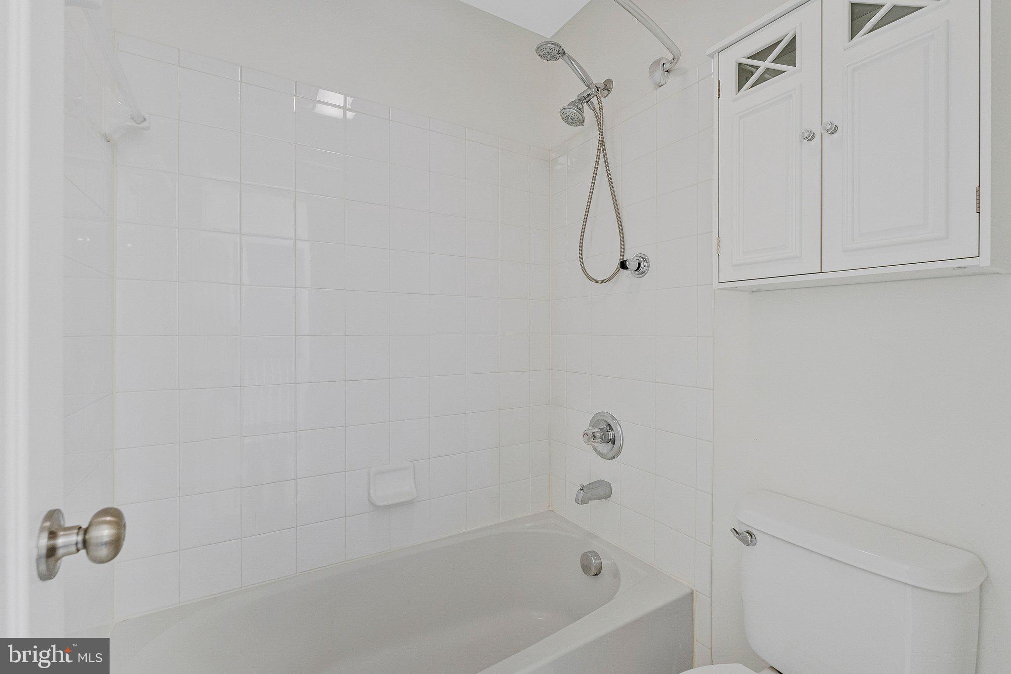 BELMONT TRACE - Residential