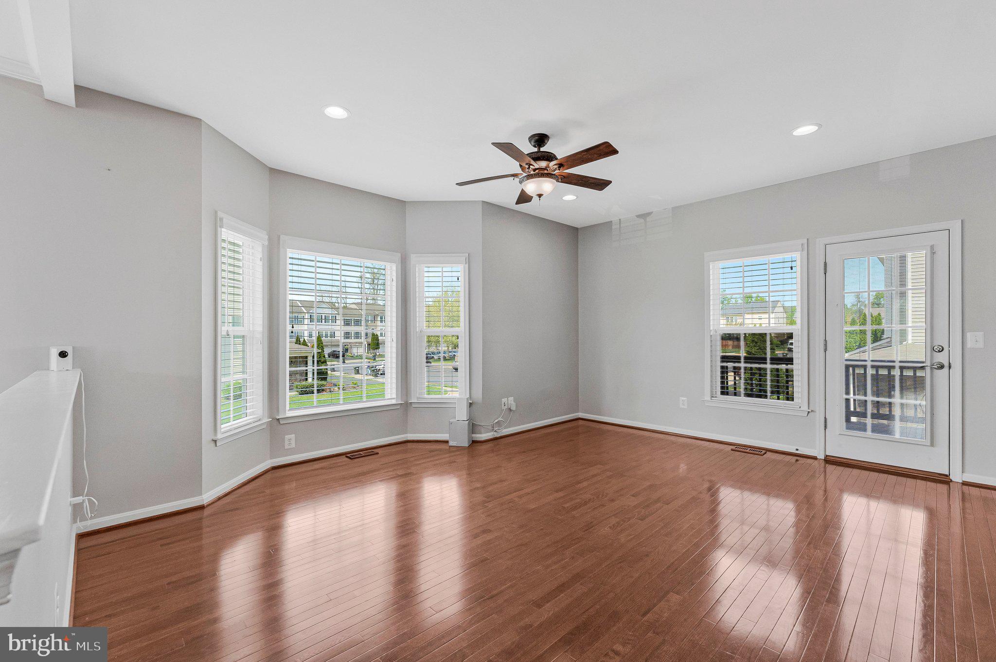 BELMONT TRACE - Residential