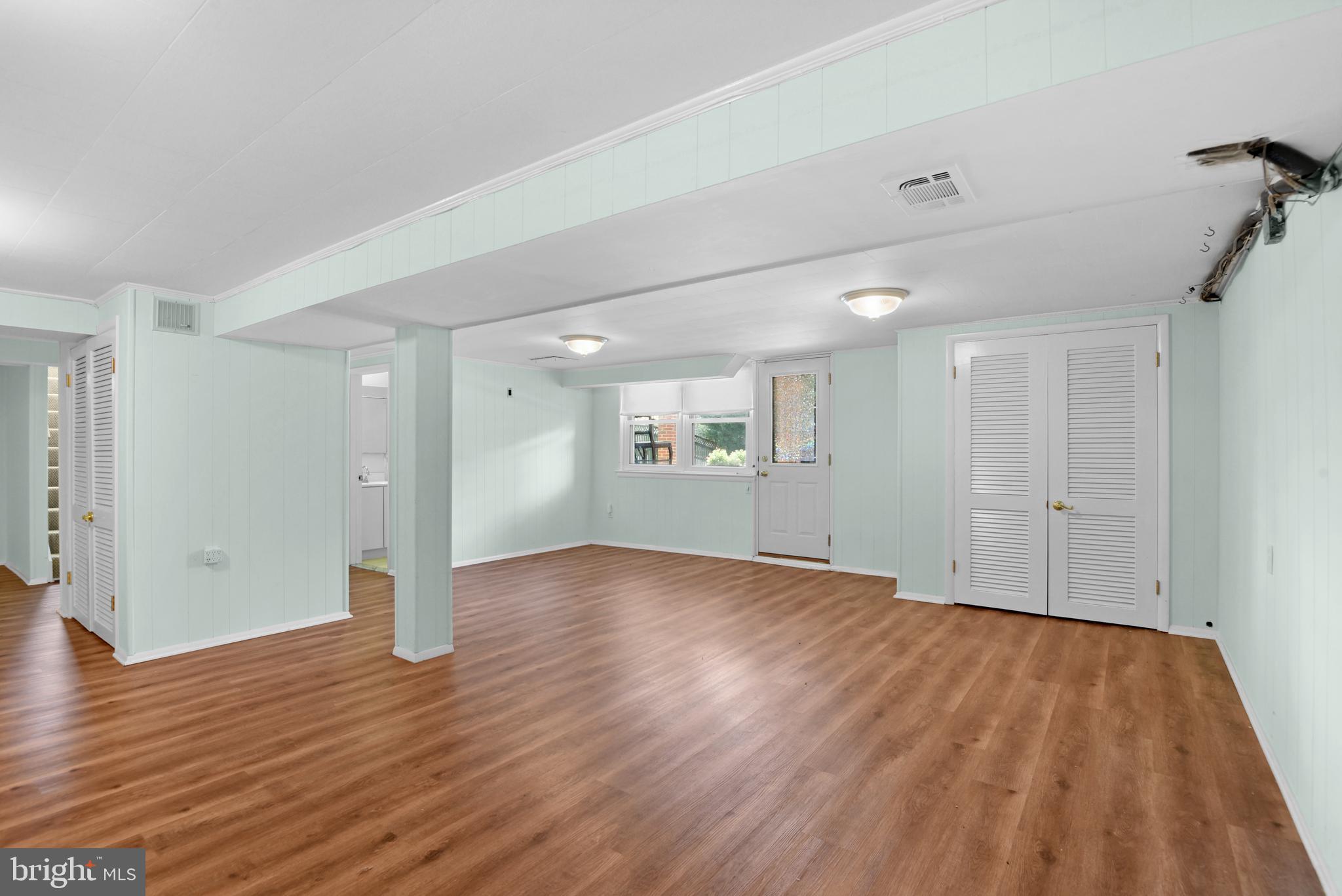 PERRY HALL ESTATES - Residential