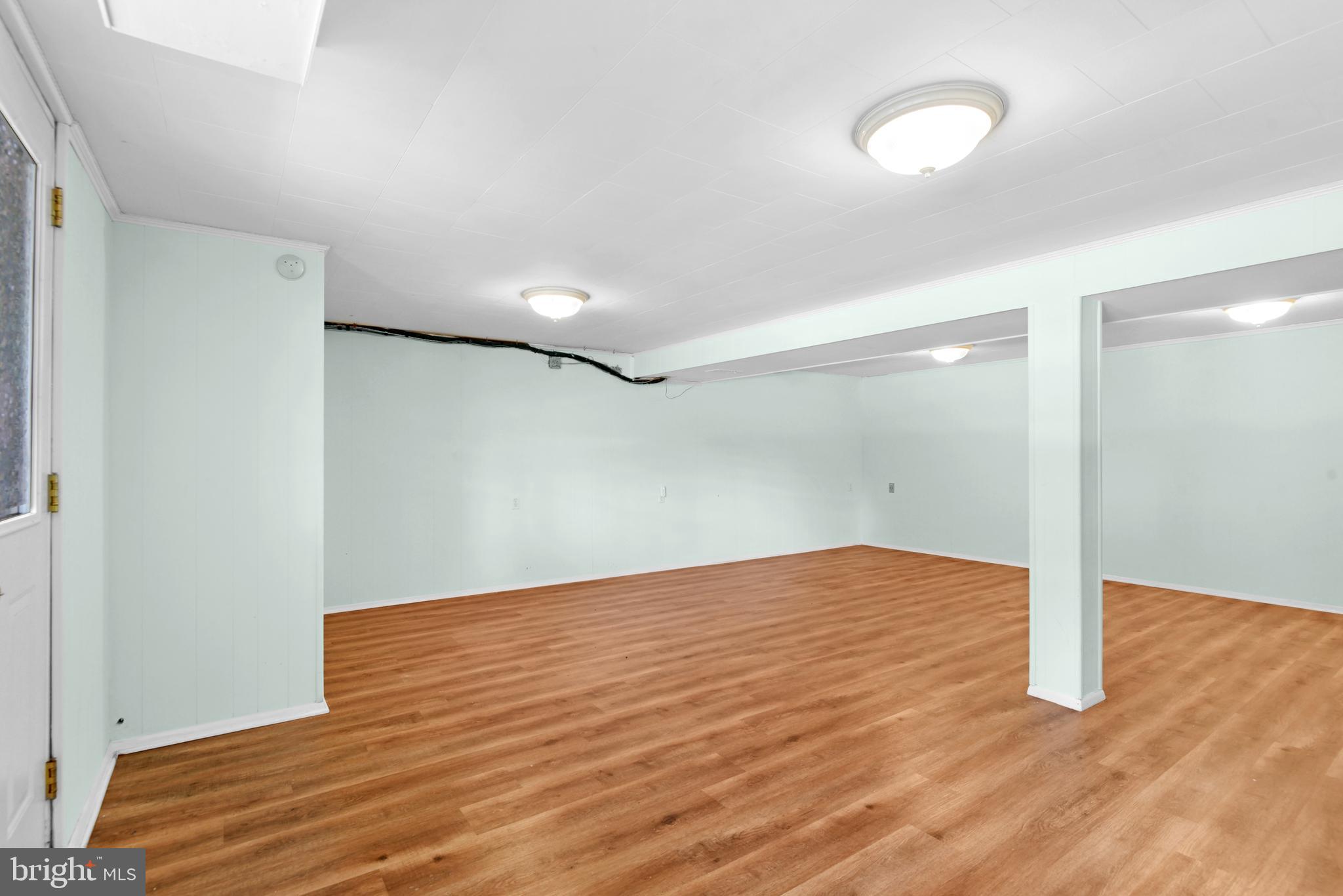 PERRY HALL ESTATES - Residential