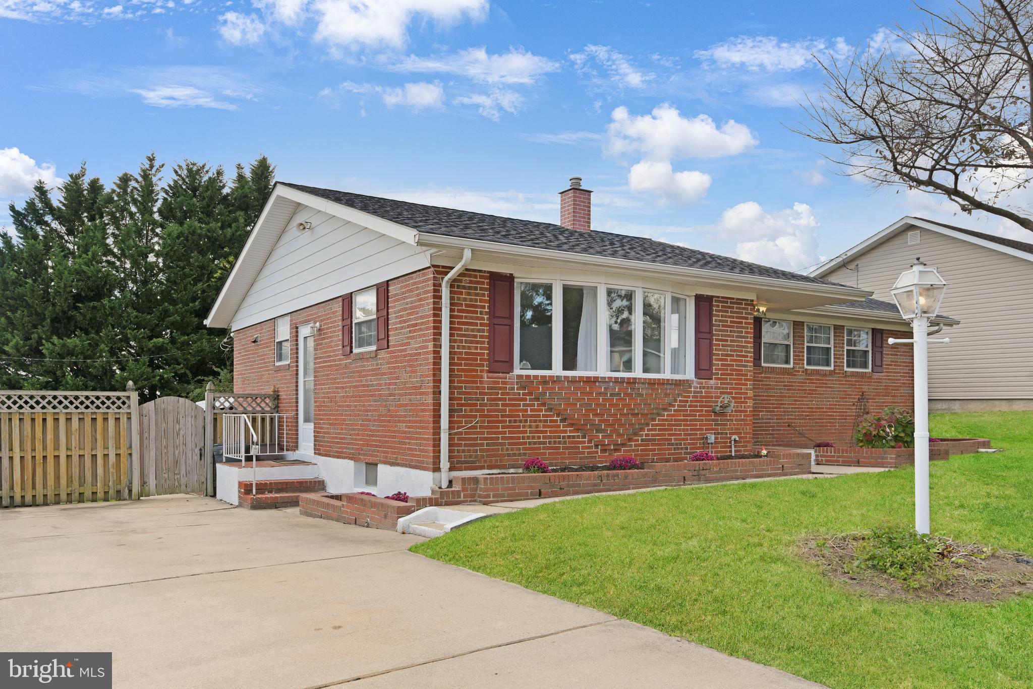 PERRY HALL ESTATES - Residential