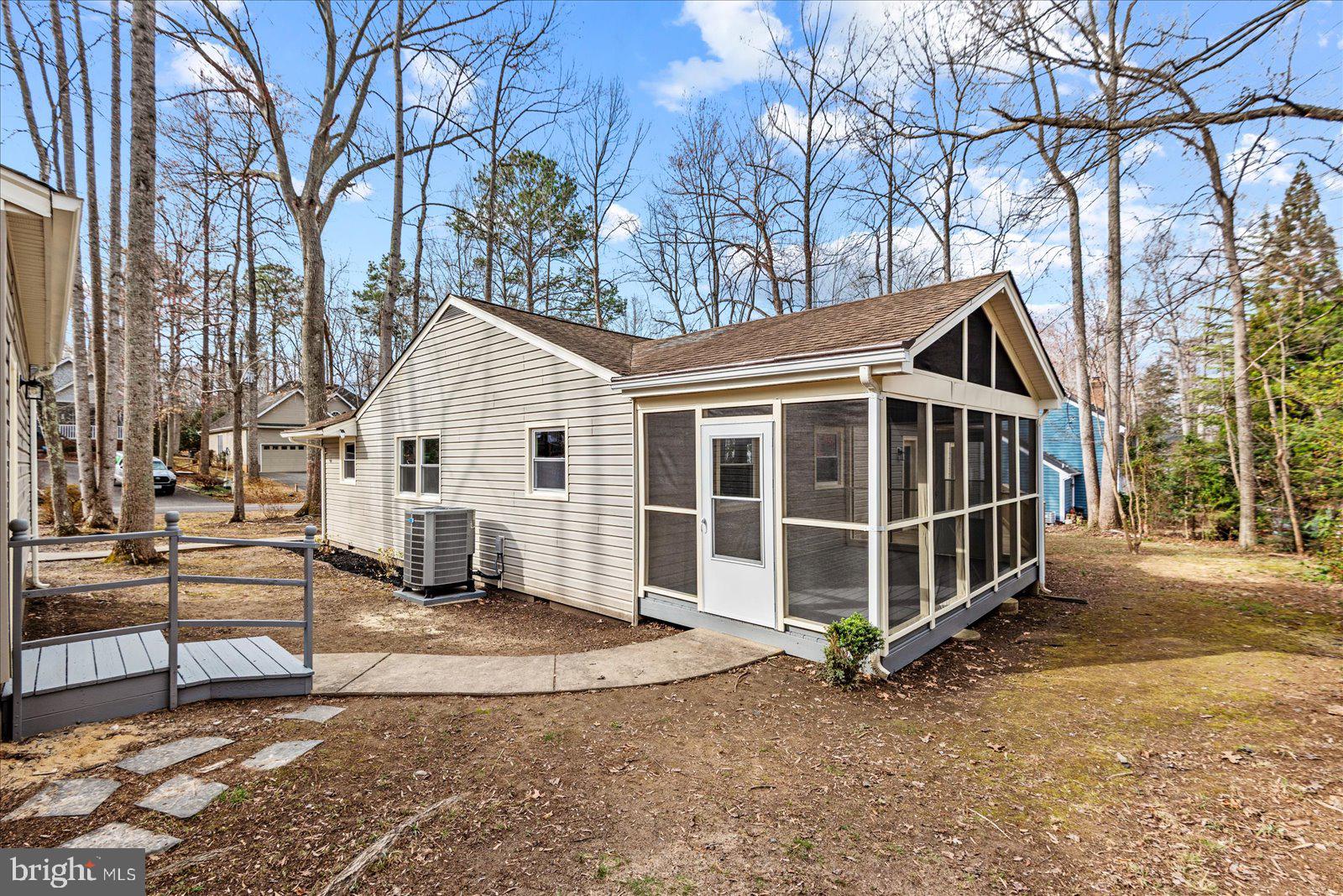 LAKE OF THE WOODS - Residential