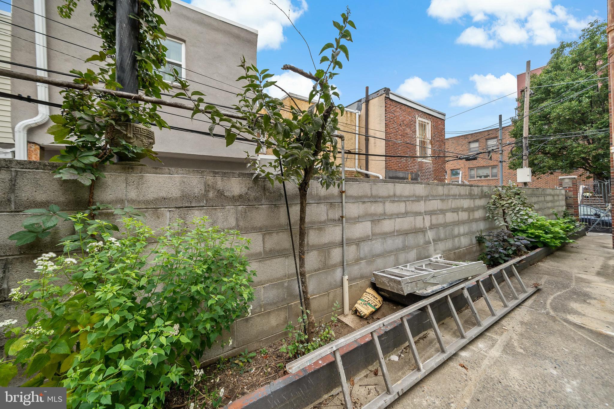 PASSYUNK SQUARE - Residential Lease