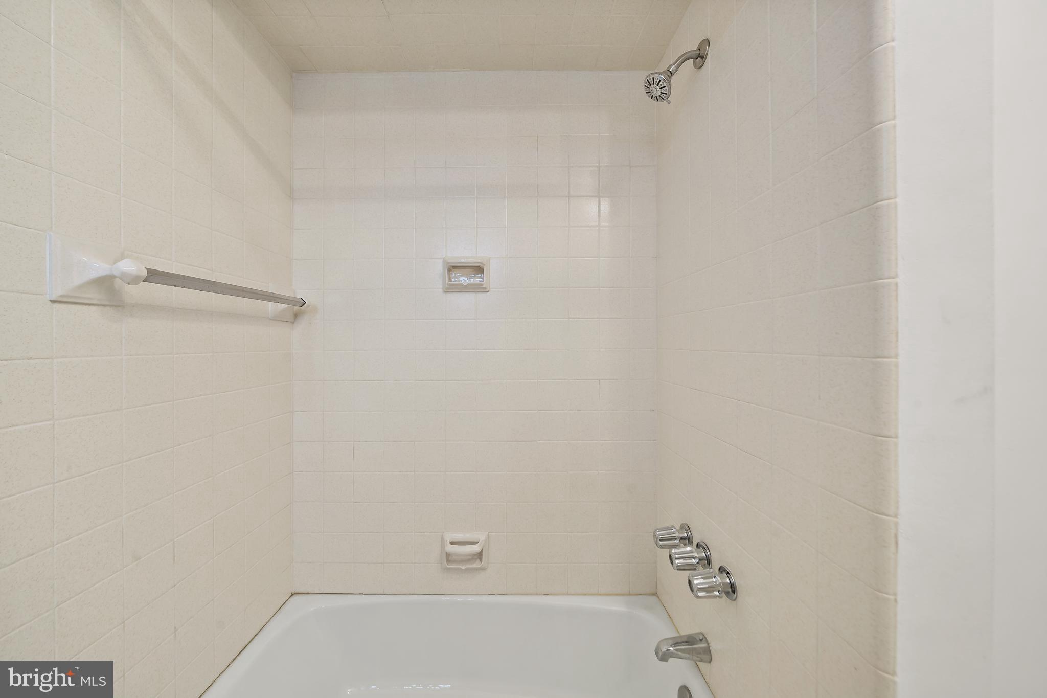 PASSYUNK SQUARE - Residential Lease