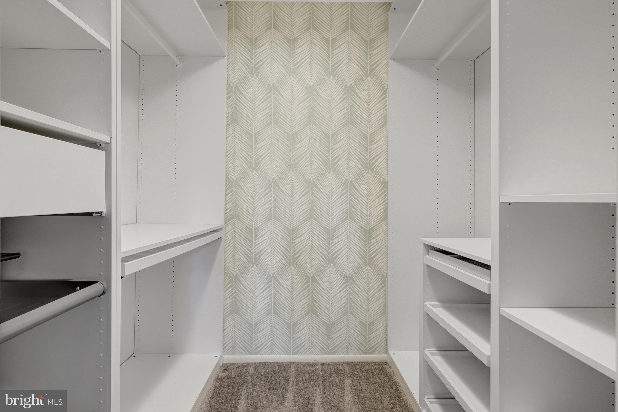 SOUTHGATE - Residential