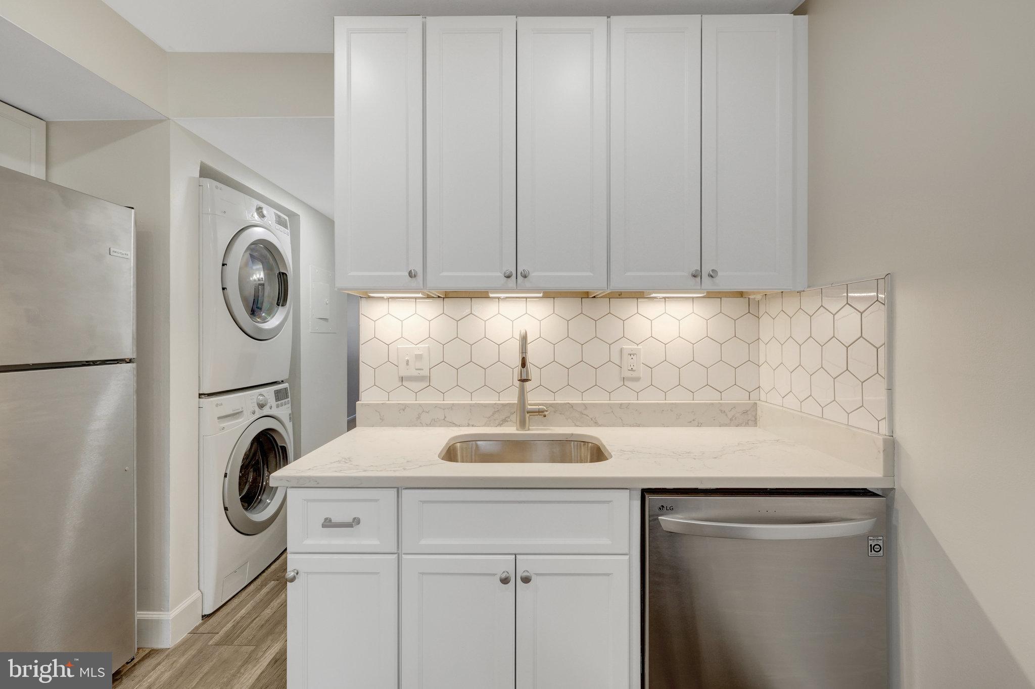 SOUTHGATE - Residential