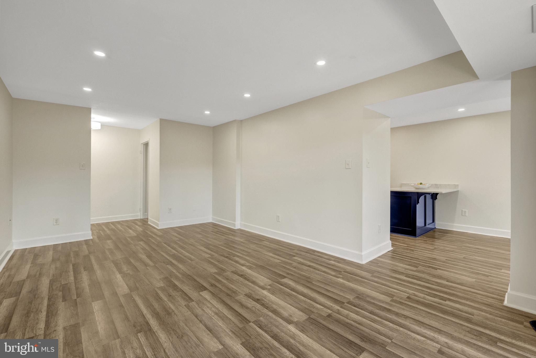 SOUTHGATE - Residential