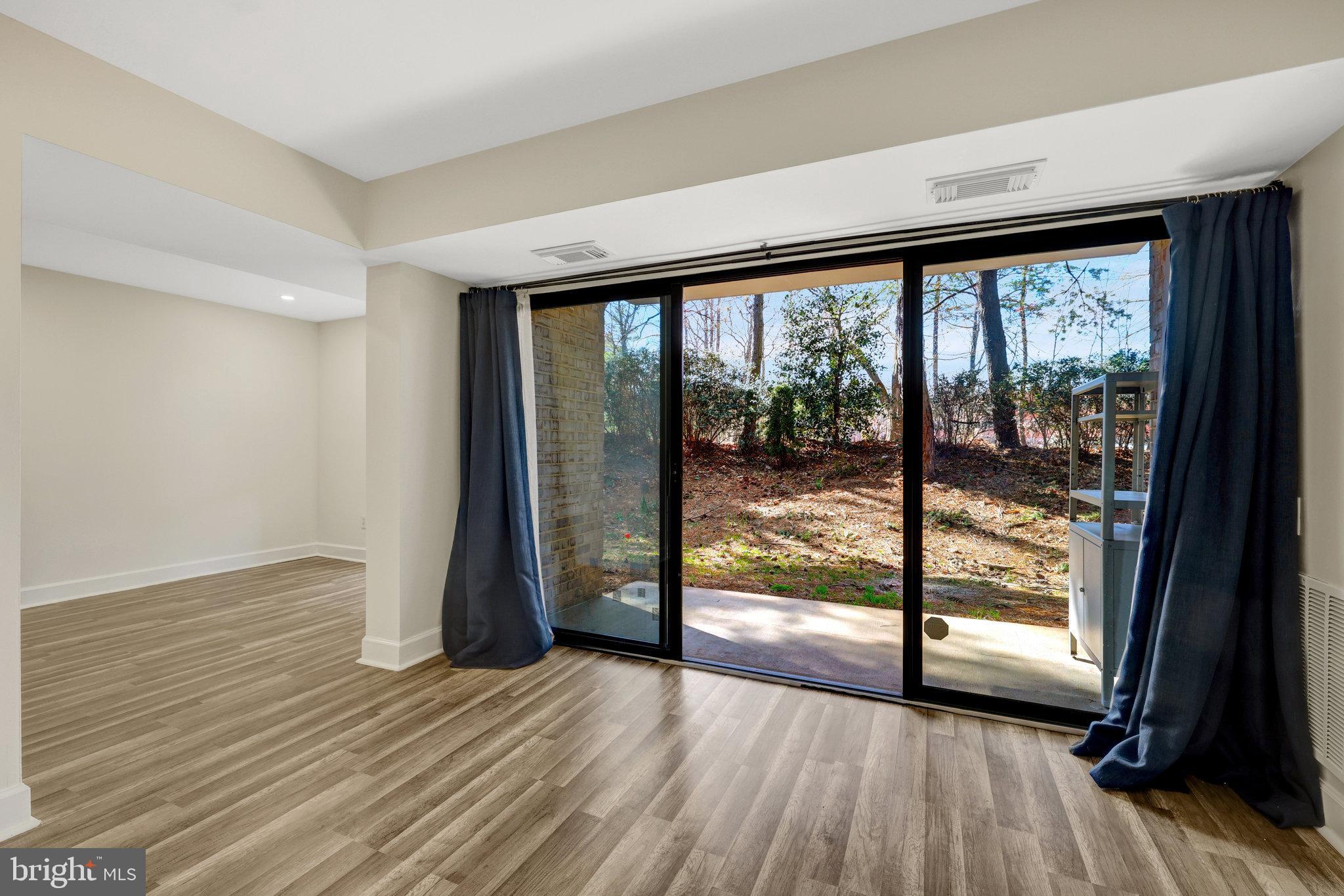 SOUTHGATE - Residential