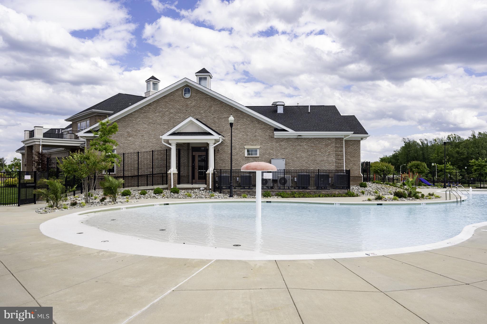 PARKSIDE - Residential