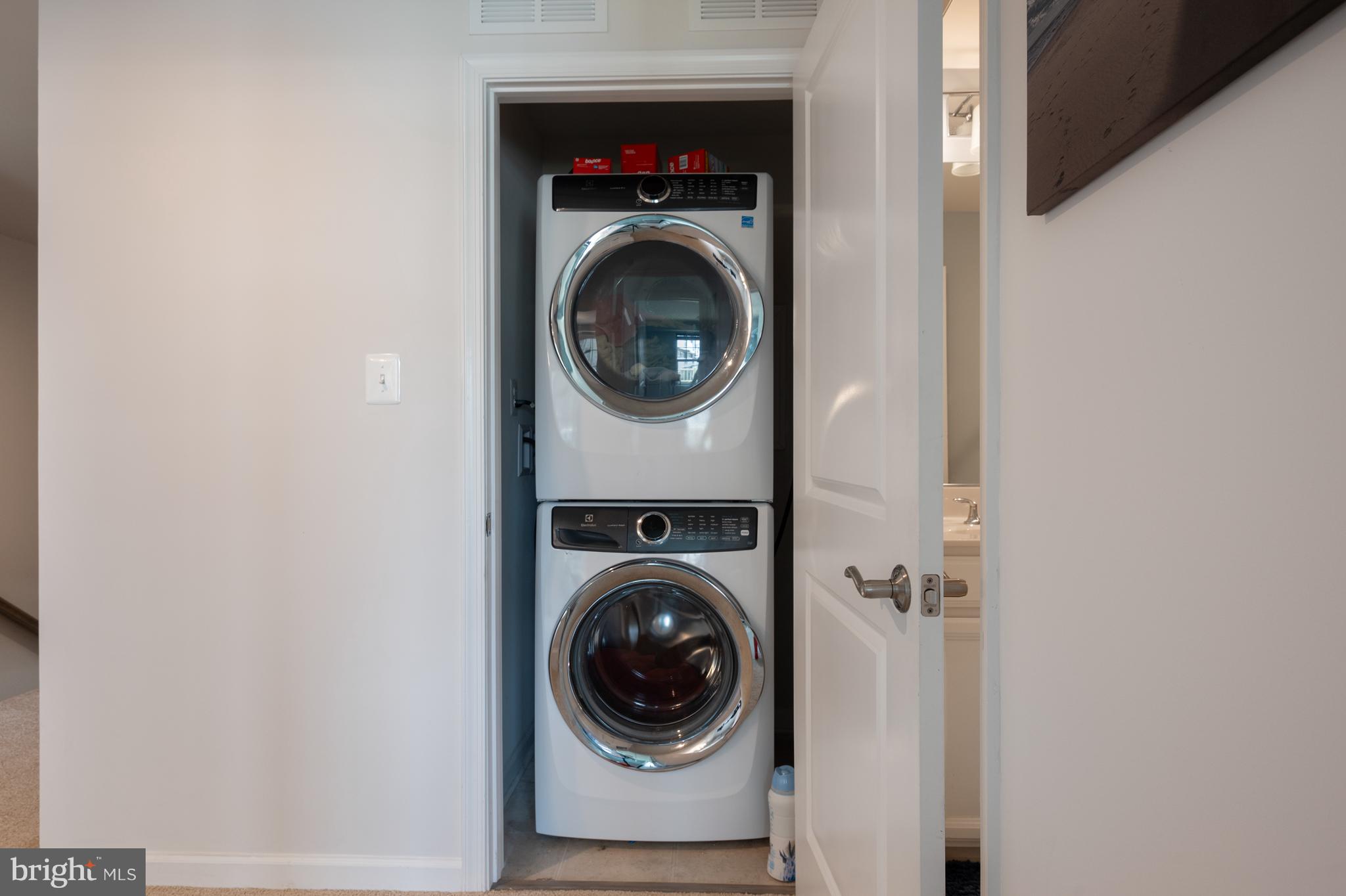 PARKSIDE - Residential