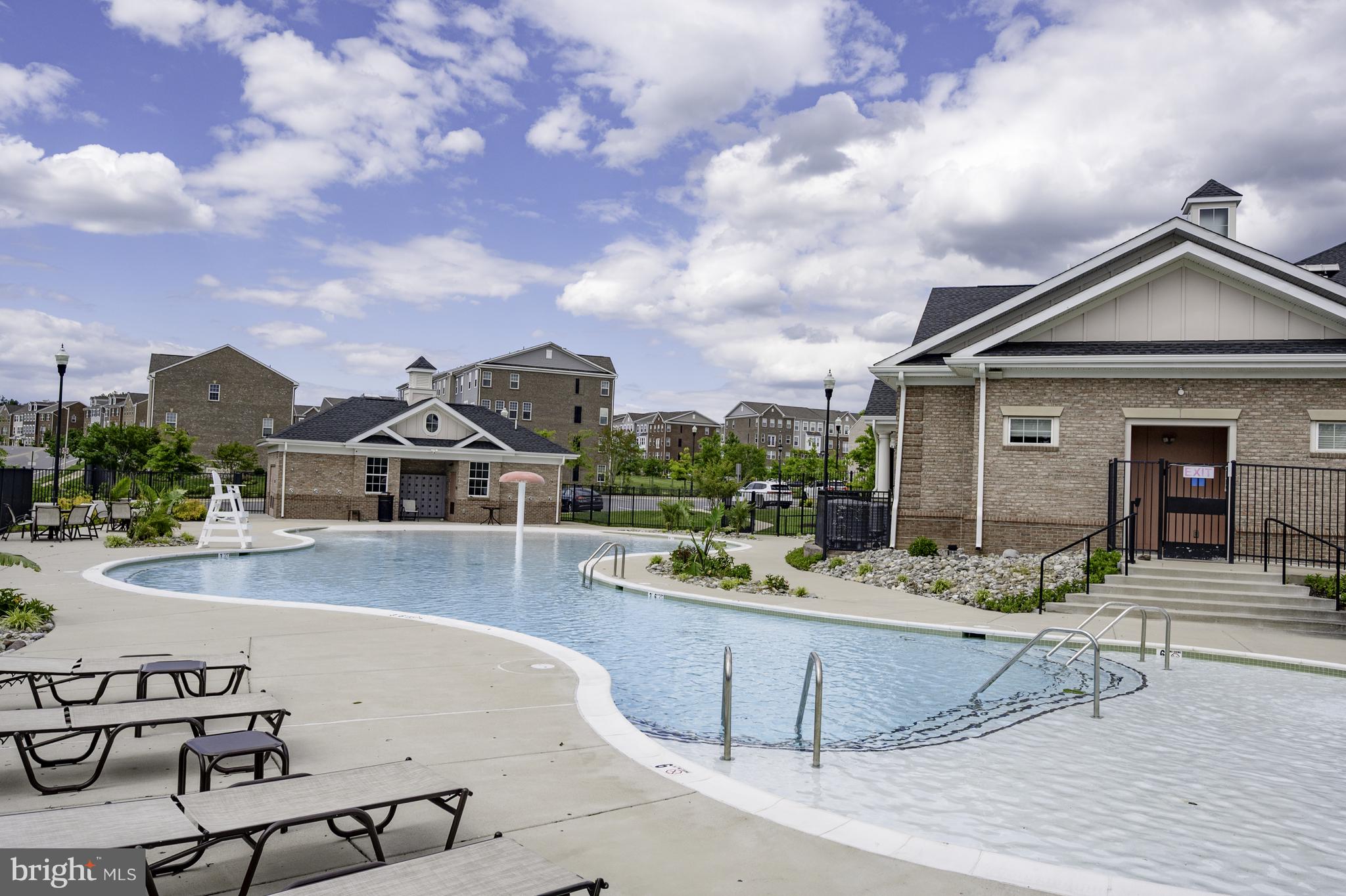 PARKSIDE - Residential