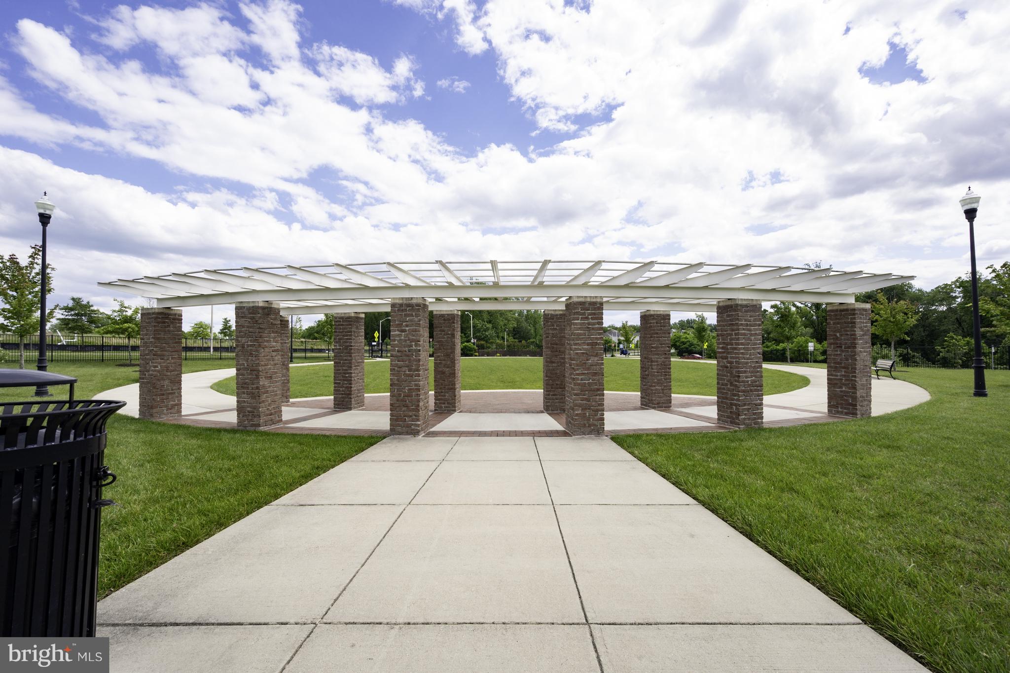 PARKSIDE - Residential