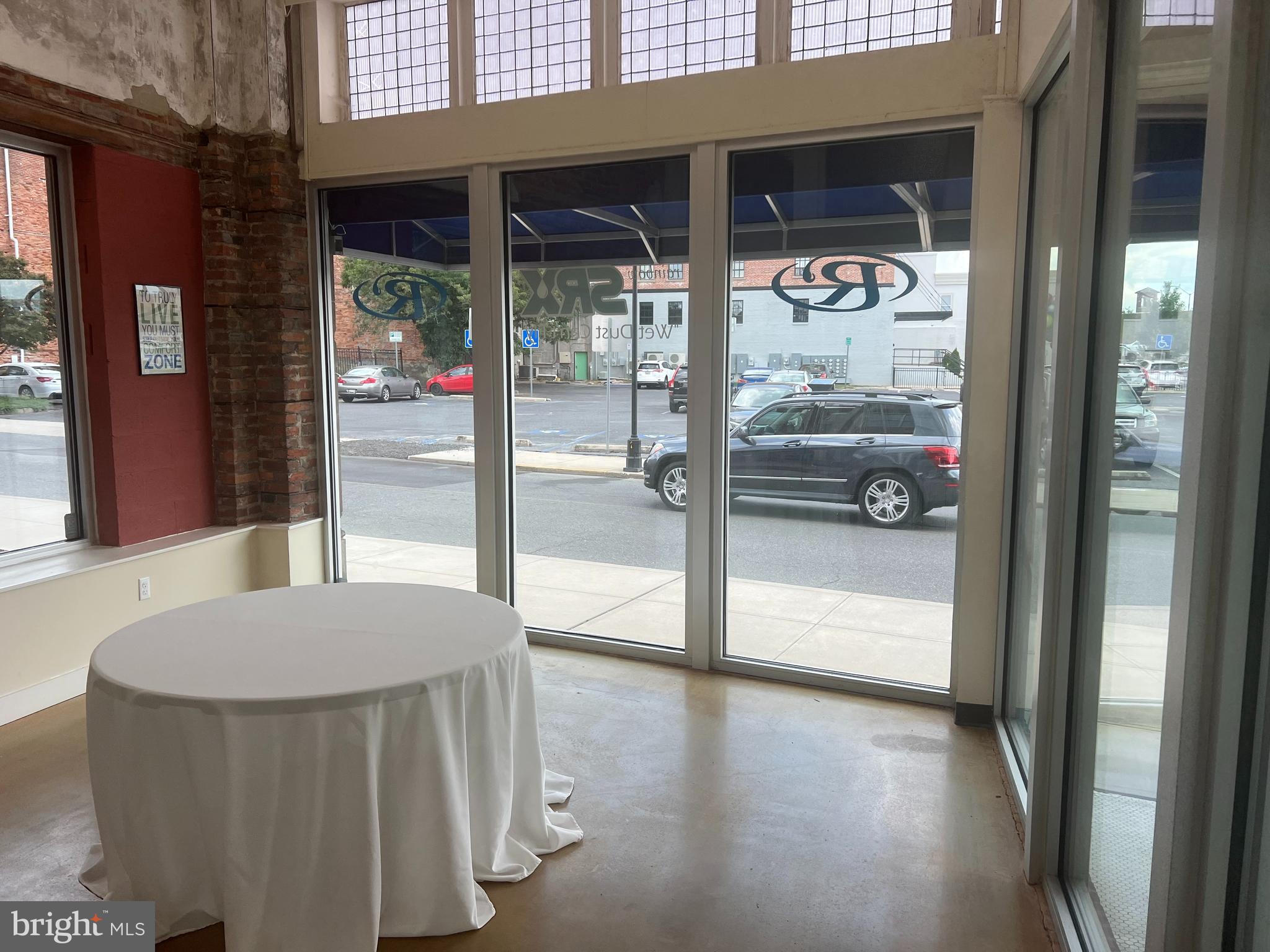 150 W MARKET STREET 102