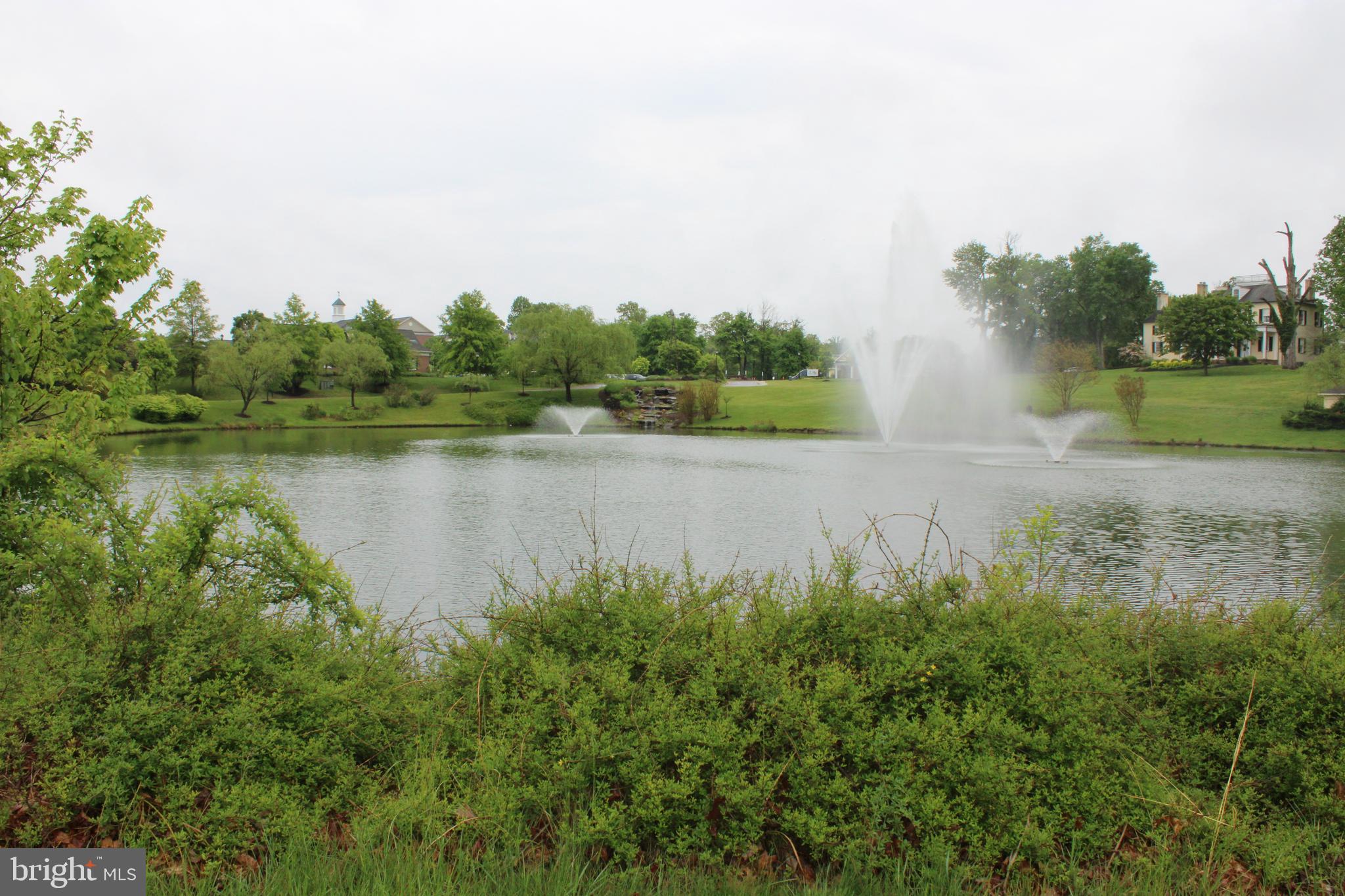 OAK CREEK CLUB - Residential