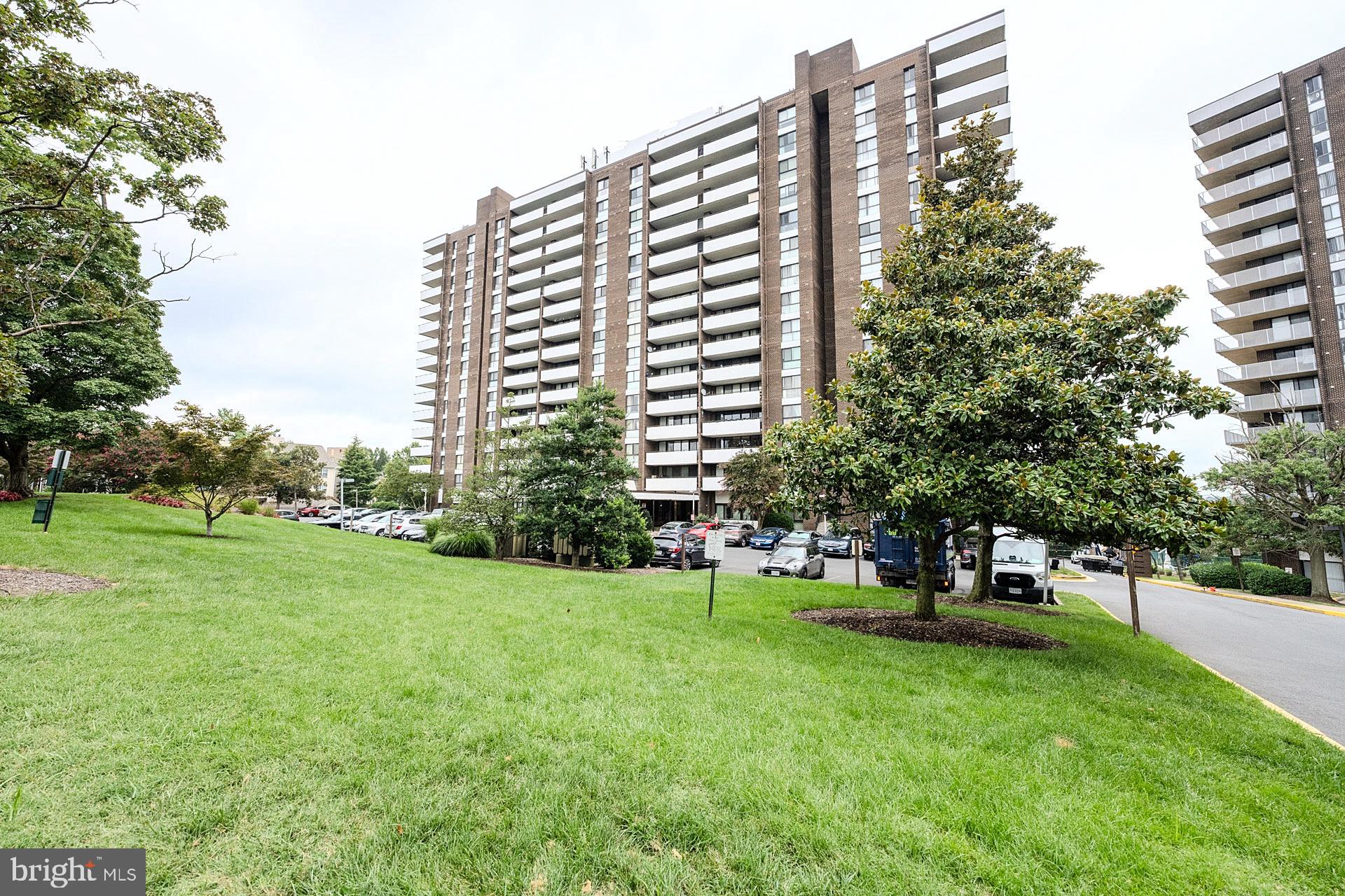 250 S REYNOLDS STREET 1007