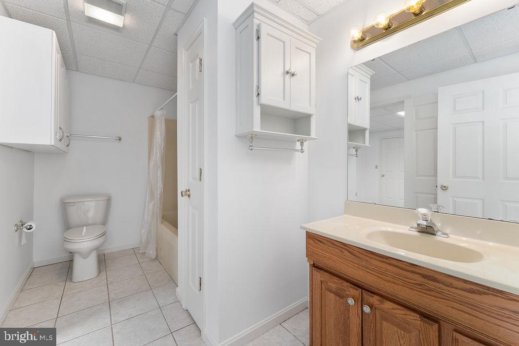 KENDALLWOOD ESTATES - Residential