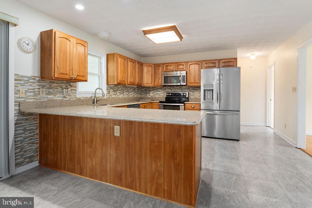 KENDALLWOOD ESTATES - Residential