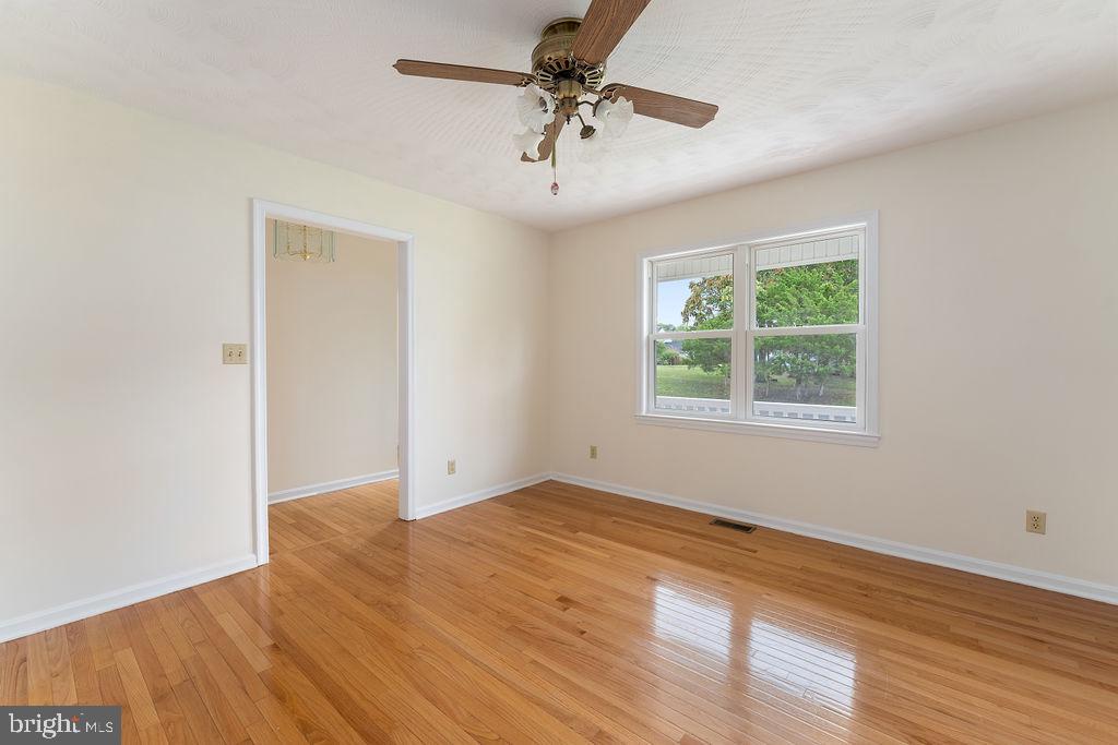 KENDALLWOOD ESTATES - Residential