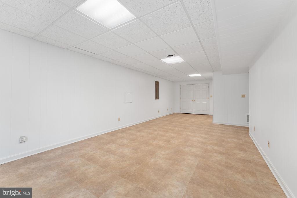 KENDALLWOOD ESTATES - Residential