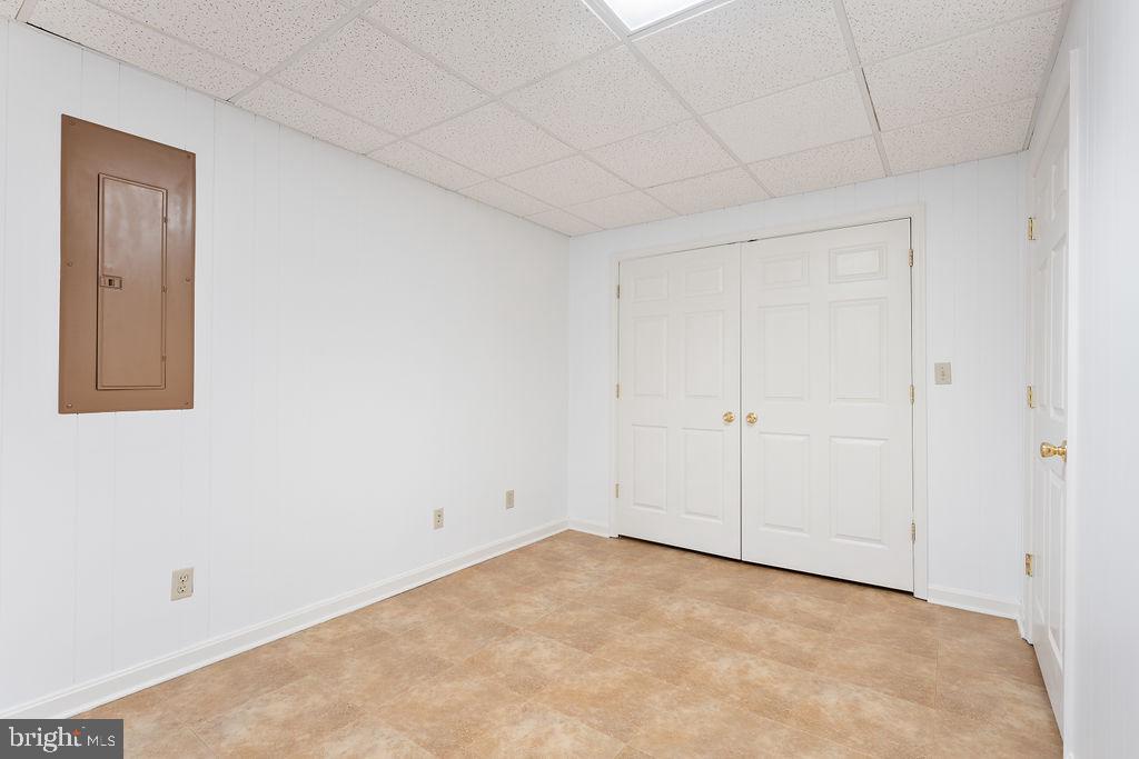 KENDALLWOOD ESTATES - Residential