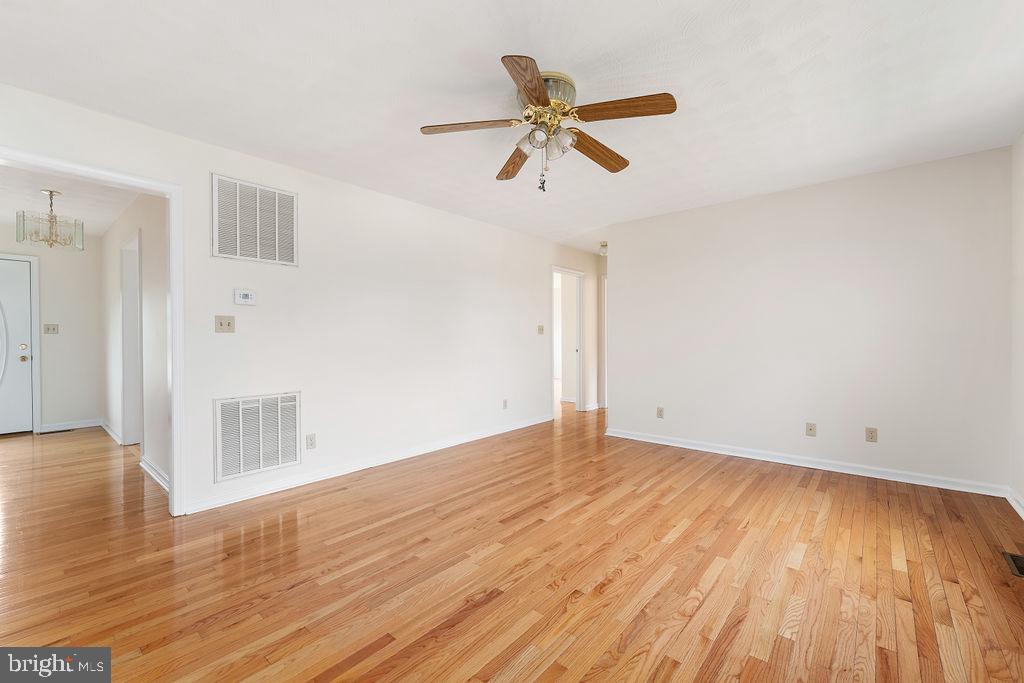 KENDALLWOOD ESTATES - Residential