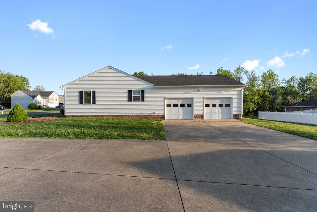 KENDALLWOOD ESTATES - Residential