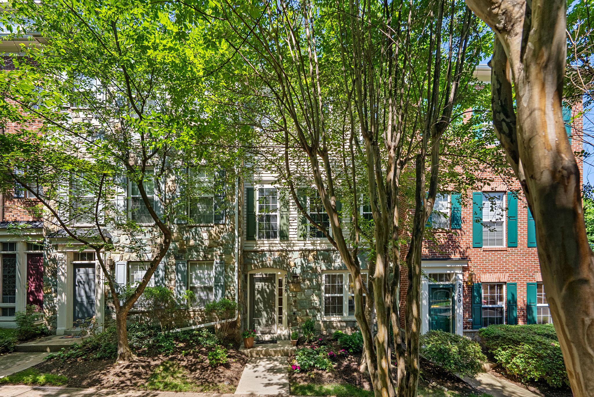 BELVEDERE GLEN - Residential