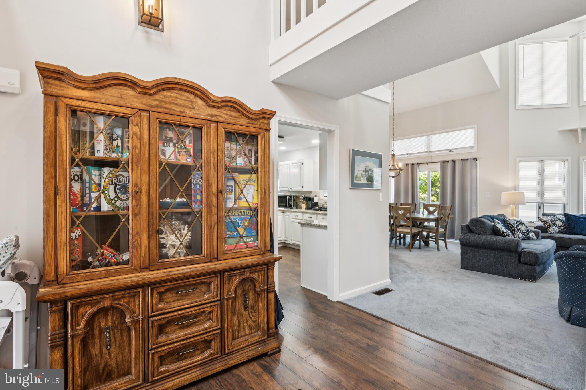 101 W CAPE SHORES DRIVE