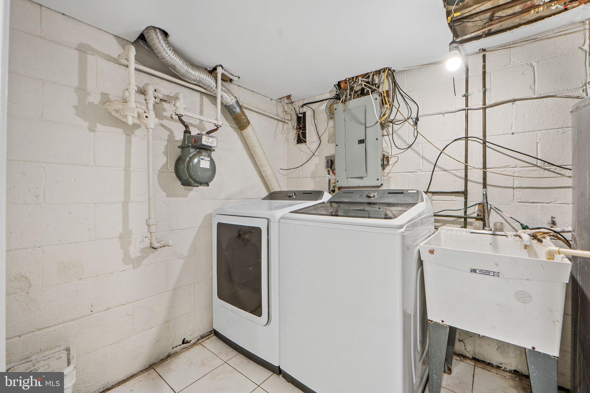 NORTHMONT - Residential