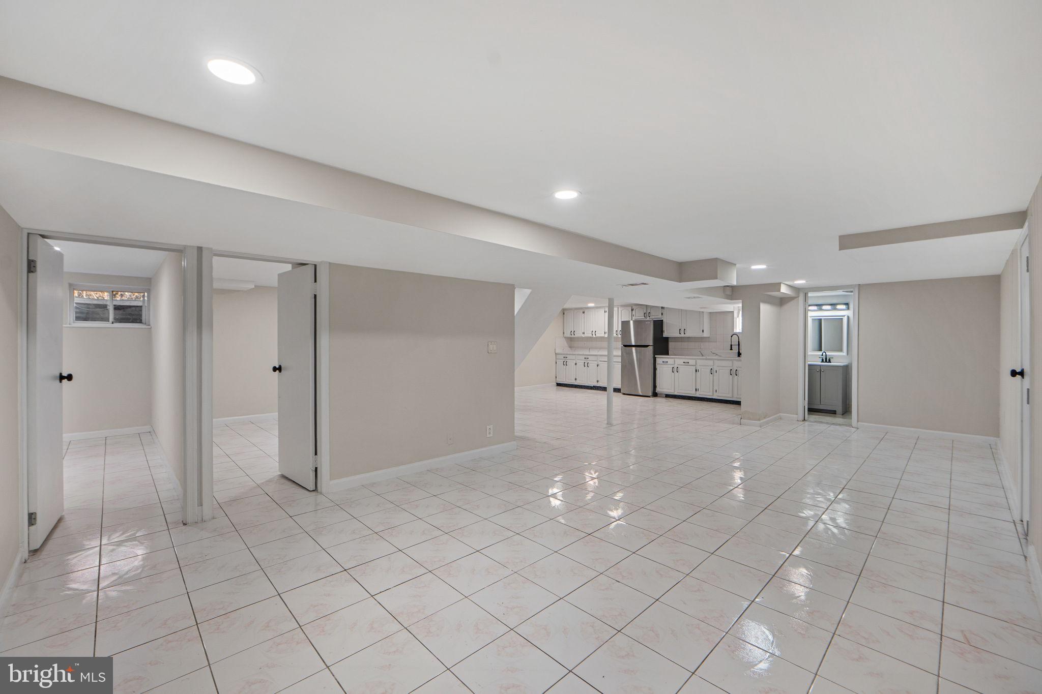 NORTHMONT - Residential