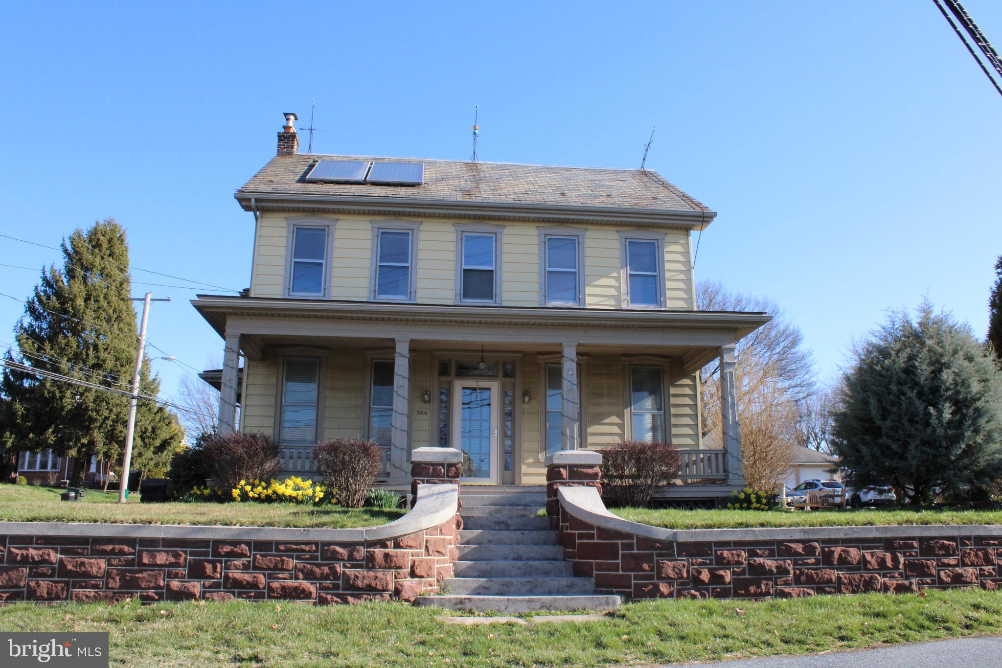 564 W MAPLE GROVE ROAD