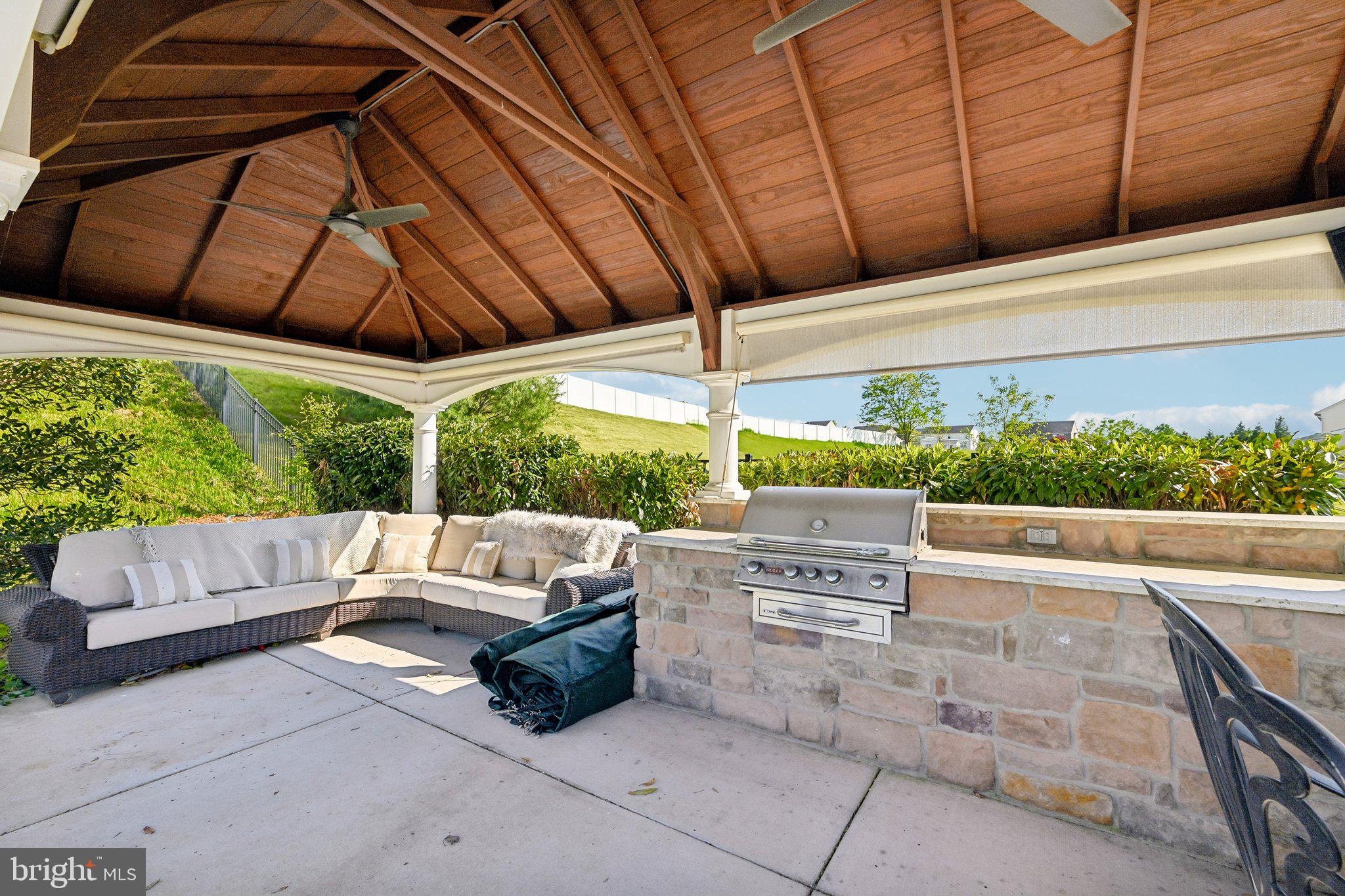 BOLTON HILL - Residential