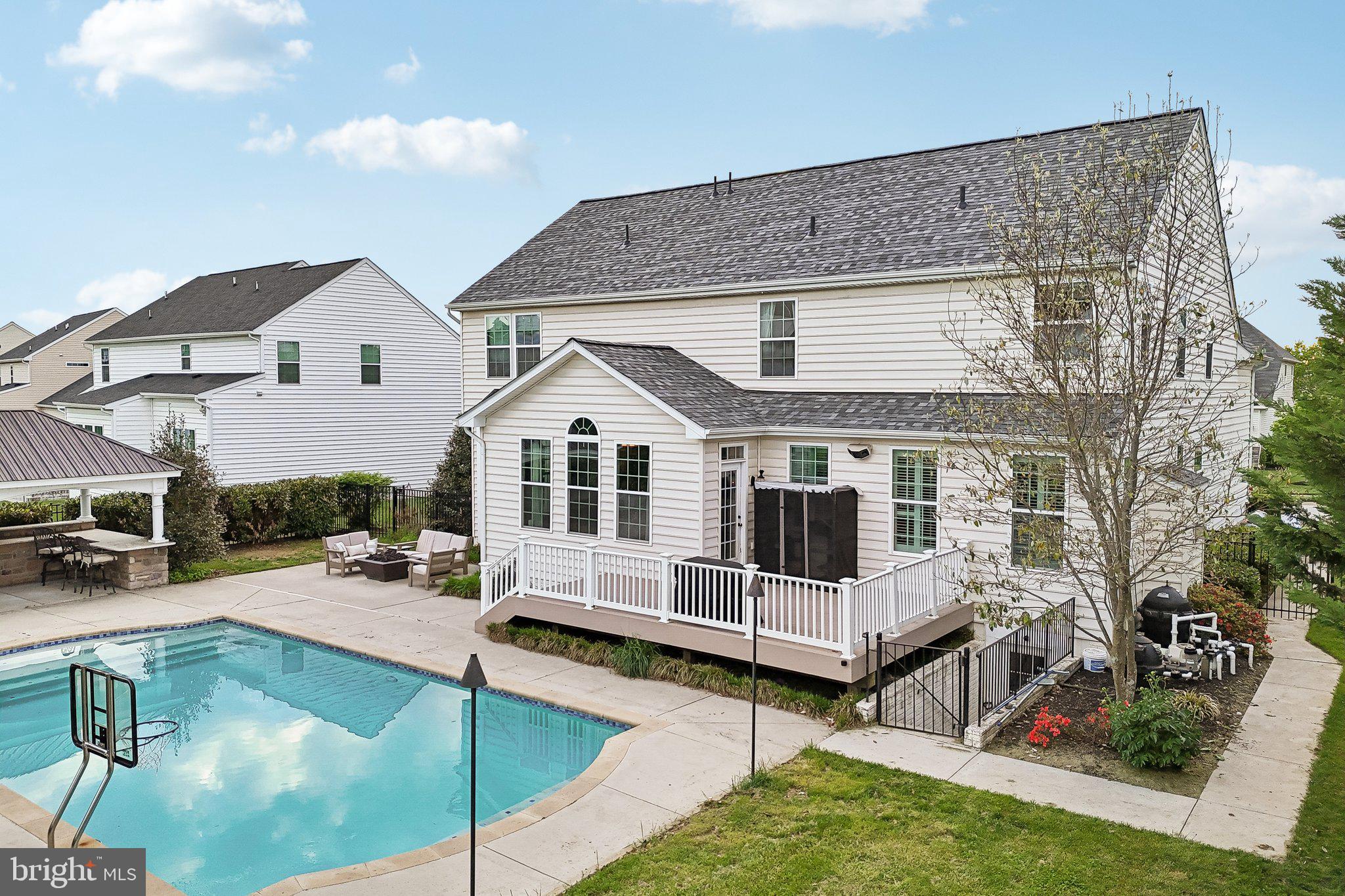 BOLTON HILL - Residential