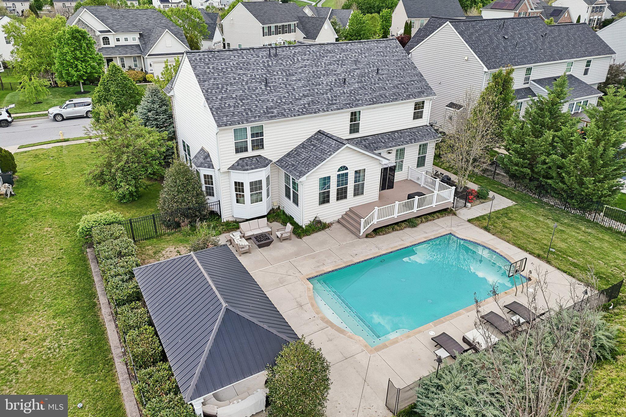 BOLTON HILL - Residential