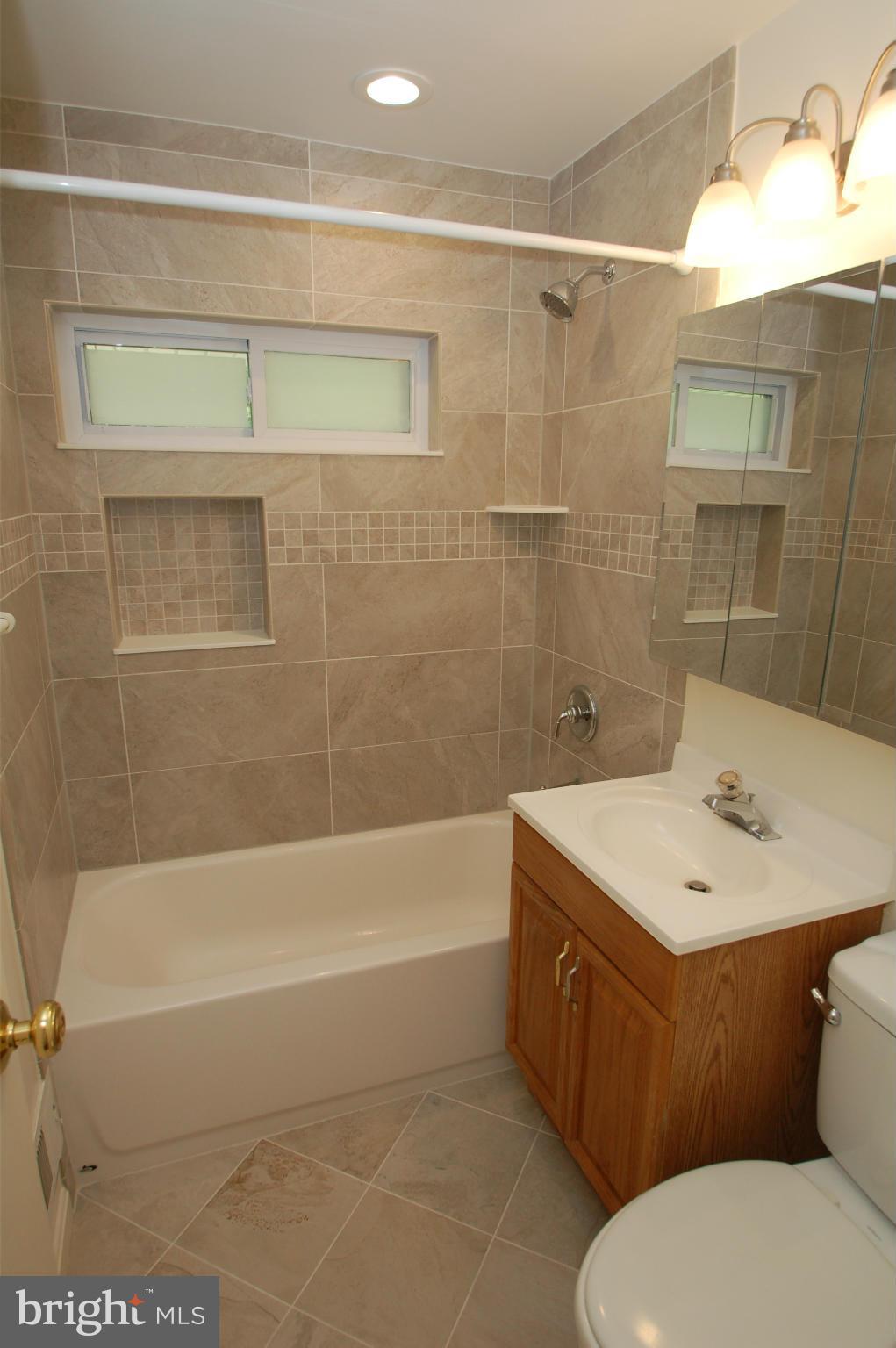 SPRINGFIELD - Residential Lease