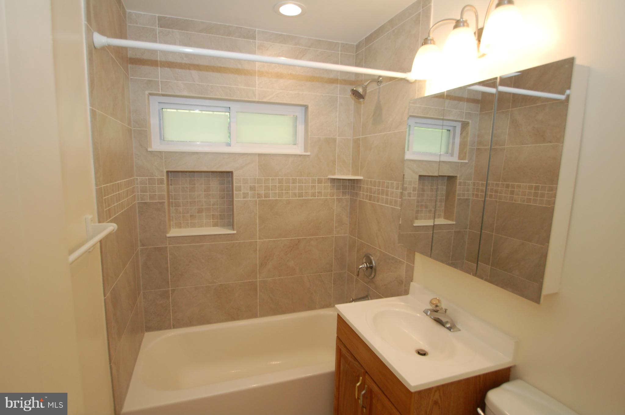 SPRINGFIELD - Residential Lease